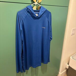 Men’s Columbia Terminal Tackle Shirt size Large – Blue